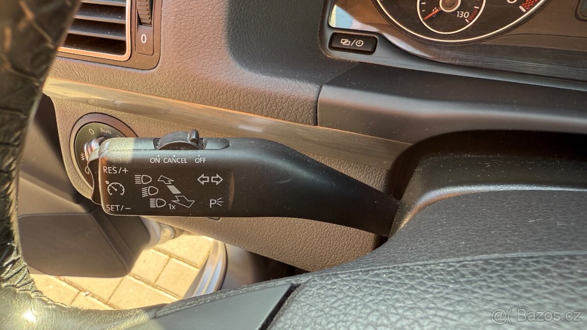 Volkswagen Touran //1.6TDi//77kW//STYLE//7MÍST//TOP// - 12