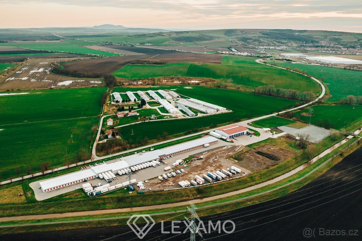 Prodej pozemku pro komerční výstavbu - 5400 m² - Měnín - 12