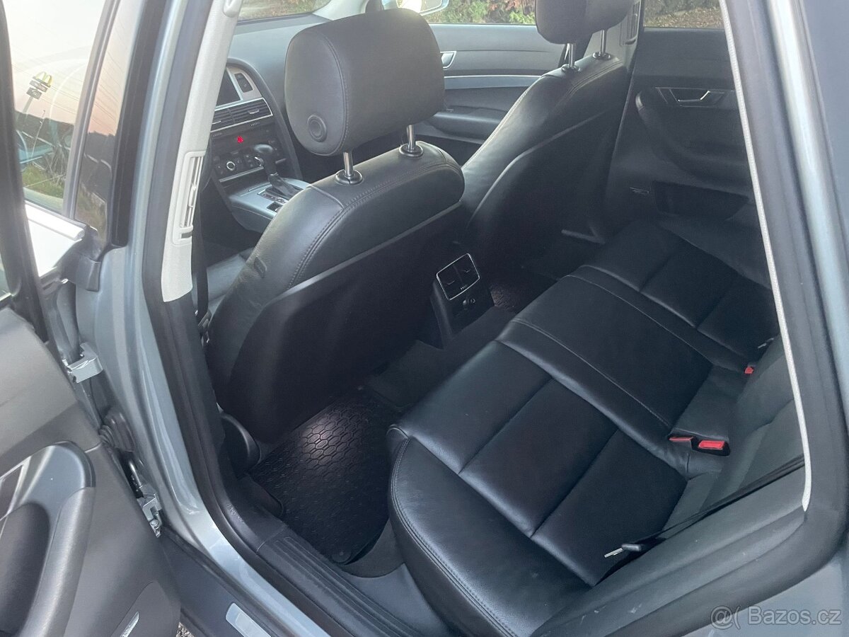 Audi A6 Allroad - 12