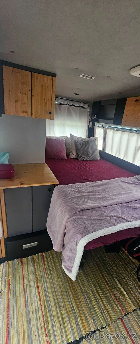 Ford Transit obytný - 12