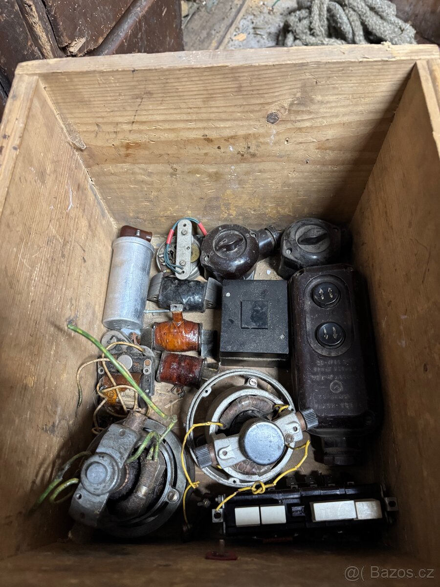 Stykače, přepínače - 12