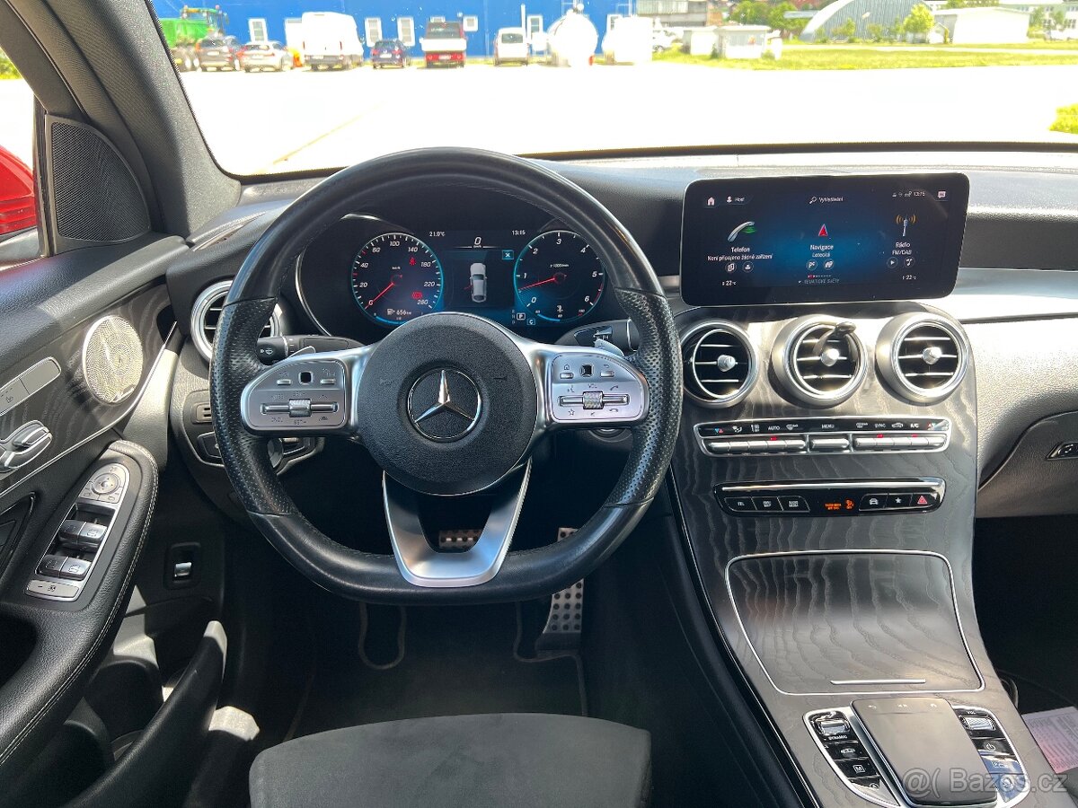 Mercedes-Benz GLC - 12