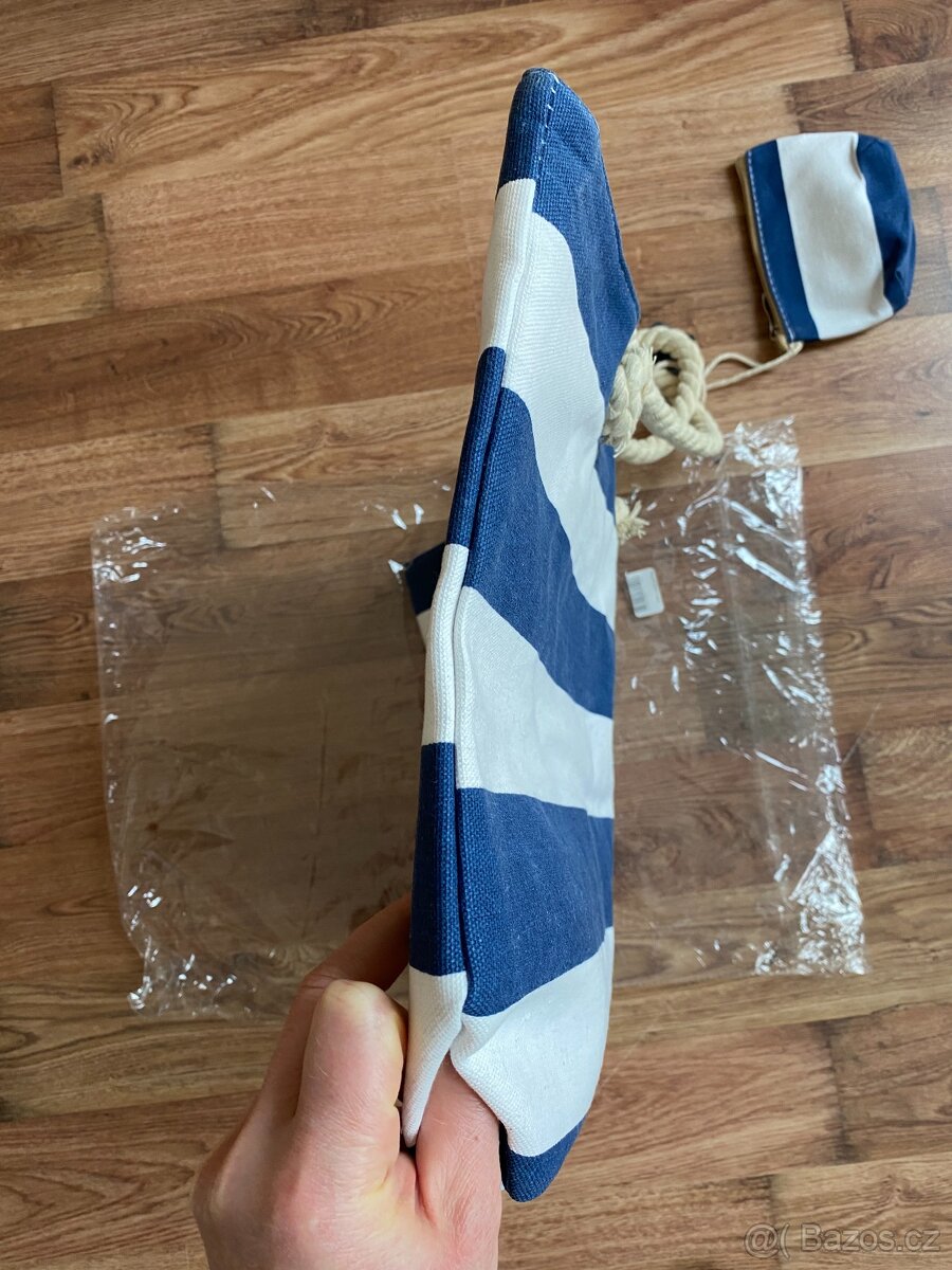 Nová dámská taška Jordan - orig. balení - 12