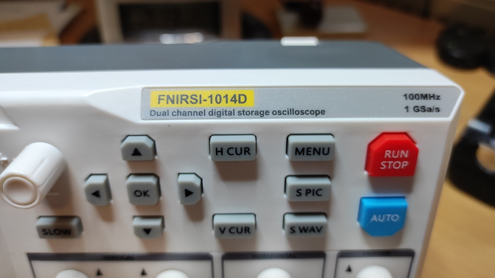 Osciloskop FNIRSI 2x100MHz s generátorem 10MHz NOVÝ - 12