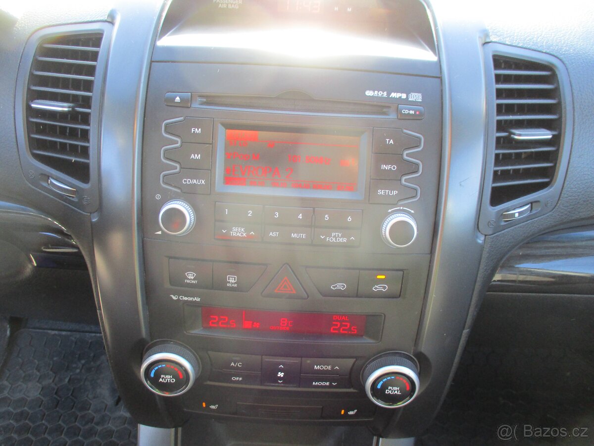 Kia Sorento 2,2 CRDi 145kw Elegance, Tažné 11/2009 - 12