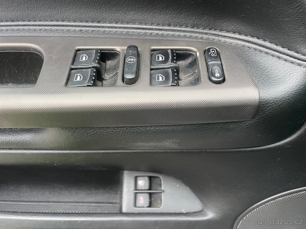 VW PASSAT 1.9TDI 96kW variant - 12