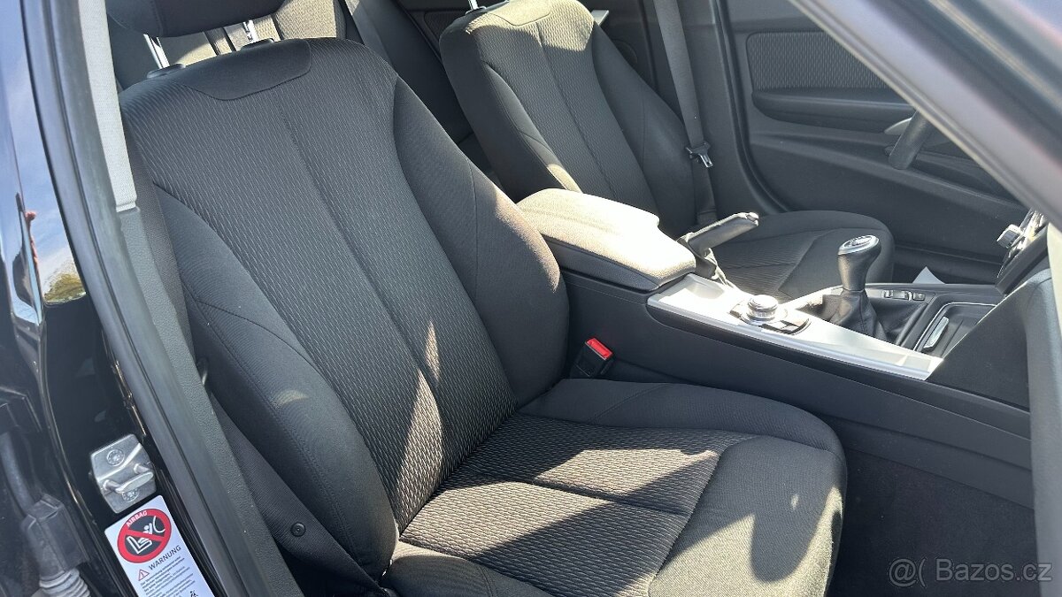 BMW 318d 105kW Stav,Navi,Tažné - 12
