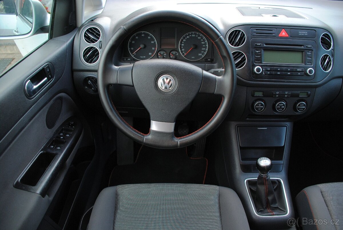 VW GOLF PLUS 1.6MPi 75kW - naj. 100 000km - 12