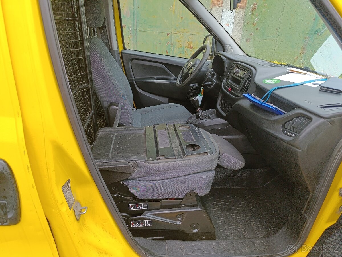 Fiat Doblo Cargo Maxi diesel - 12