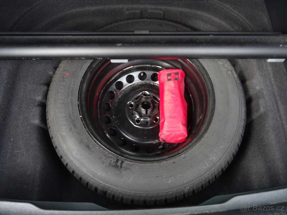 Volkswagen Golf, 1,6 TDi 81kW - 12