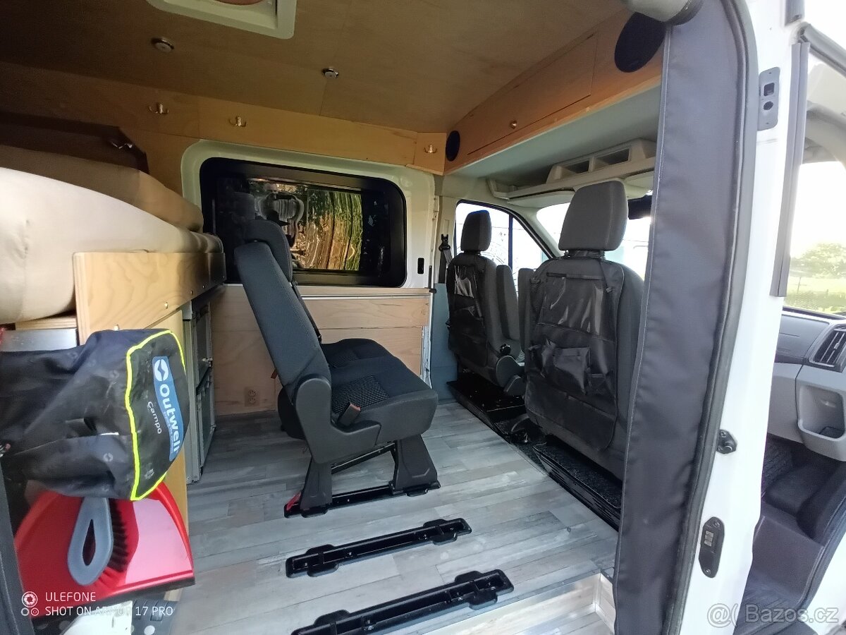FORD TRANSIT CAMPERVAN 4X4 - 12