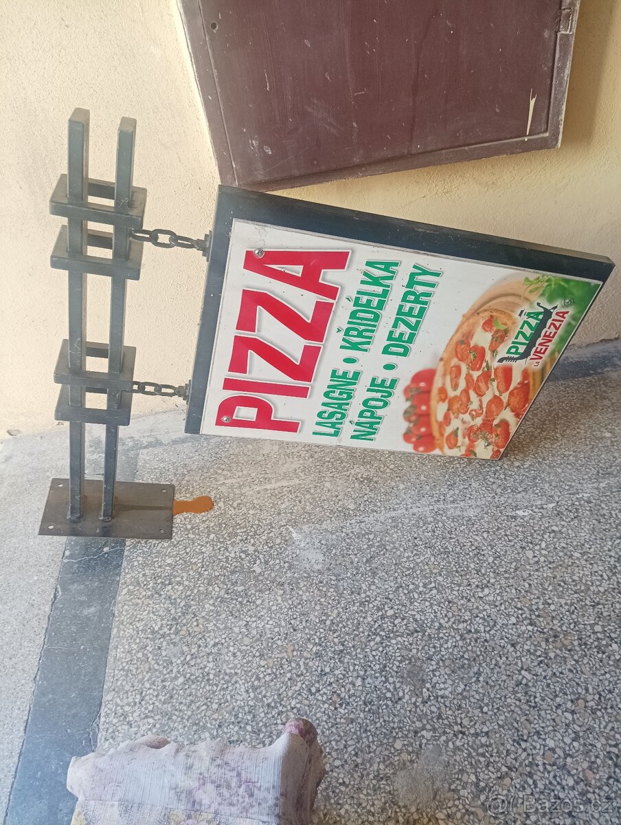 Reklamní poutače - 12