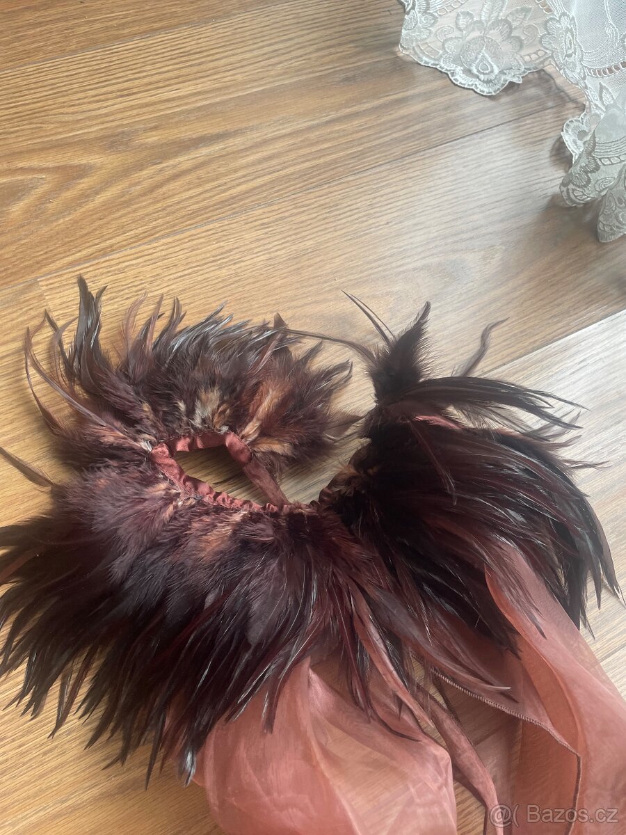 Nádherné kožené šaty s pštrosím peřím,vel. S-M - 12
