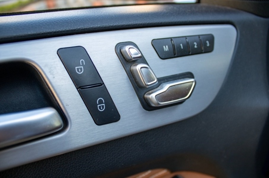 Mercedes-Benz GLE 400 4MATIC AMG - 12