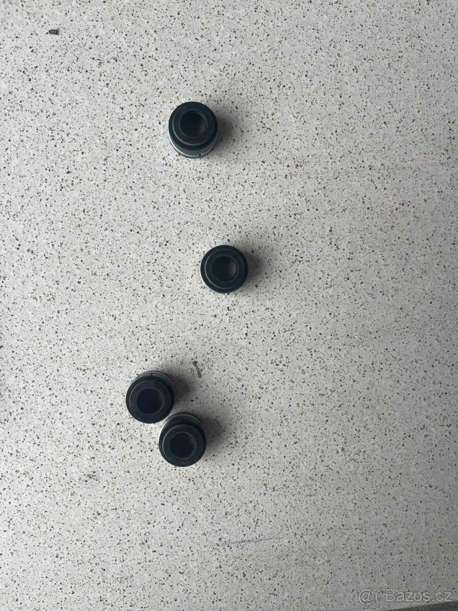 Pístní skupina motor MMZ D 243, D245,D 65 M - 12