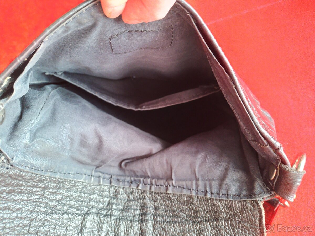 kožená kabelka,vintage kožená taška,menší taška - 12