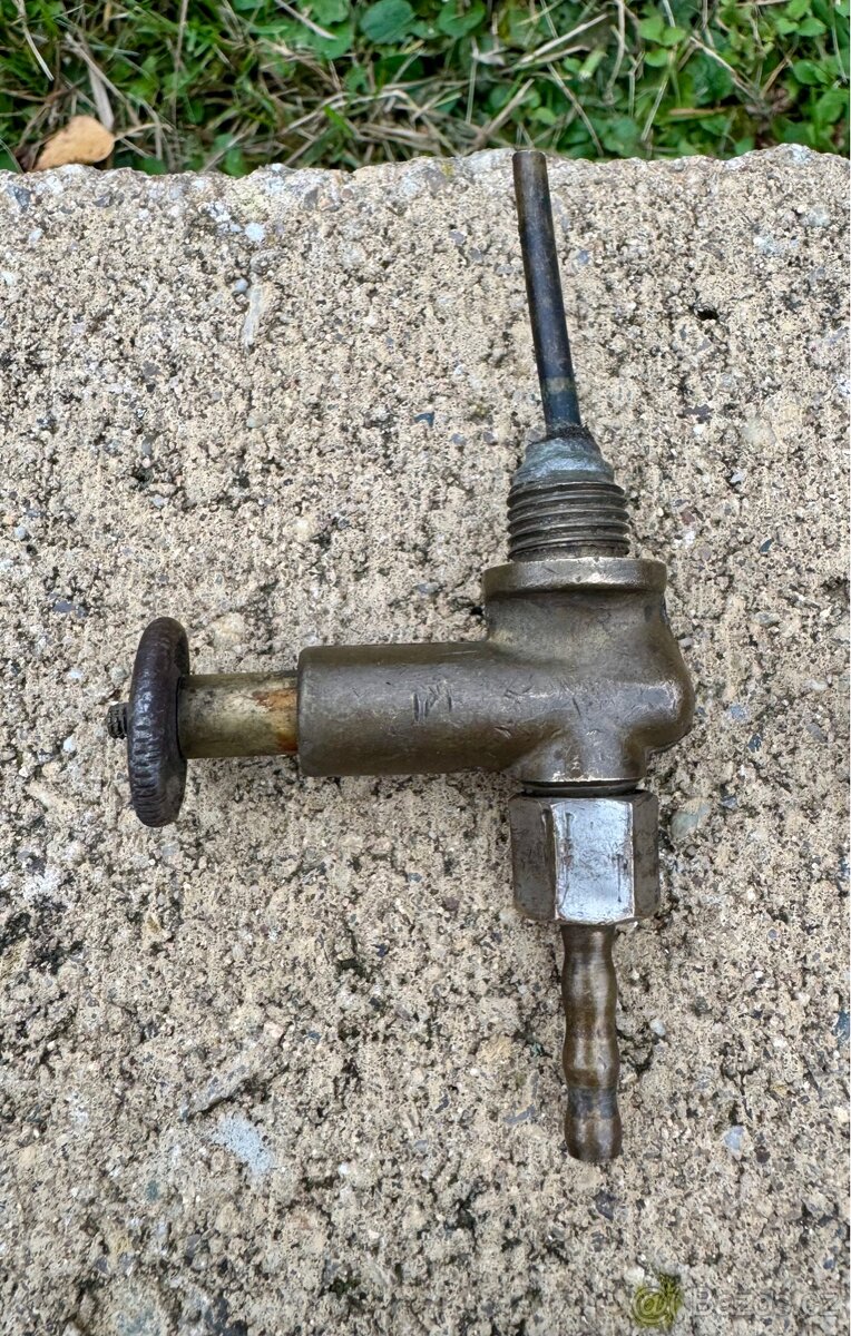 Jawa pérák, kyvacka, Ogar, CZ, Manet - paliváky - 12