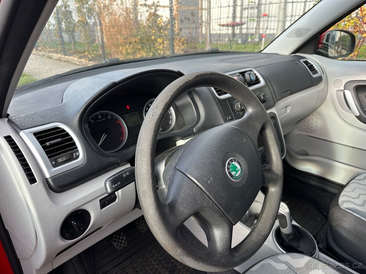 Škoda Fabia II - 12