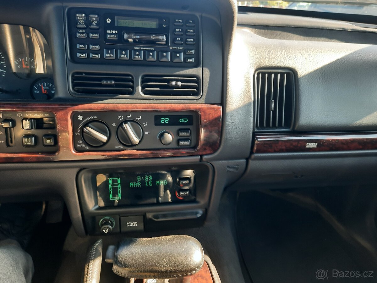 Jeep Grand Cheroke 5,9 - 12