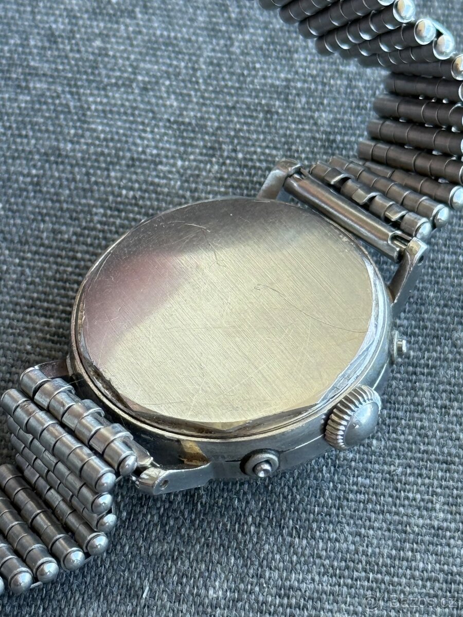 vintage hodinky Movado Triple Calender - 12