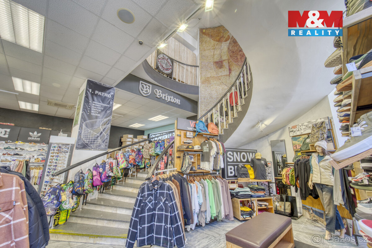 Pronájem obchod a služby, 598 m², Plzeň, roh nám. Republiky - 12