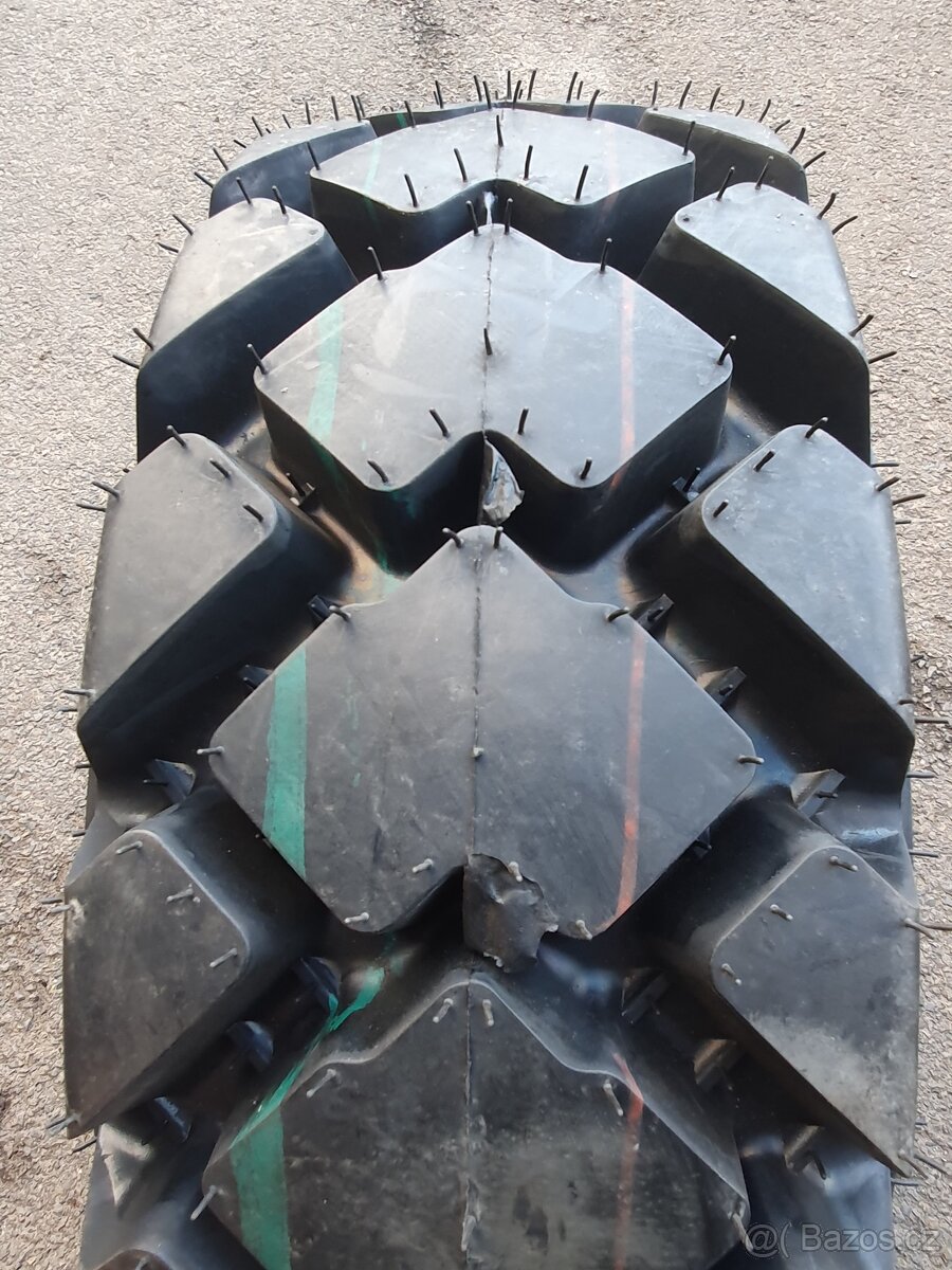 Pneu 10,0 / 75 - 15,3...14 platen - 12