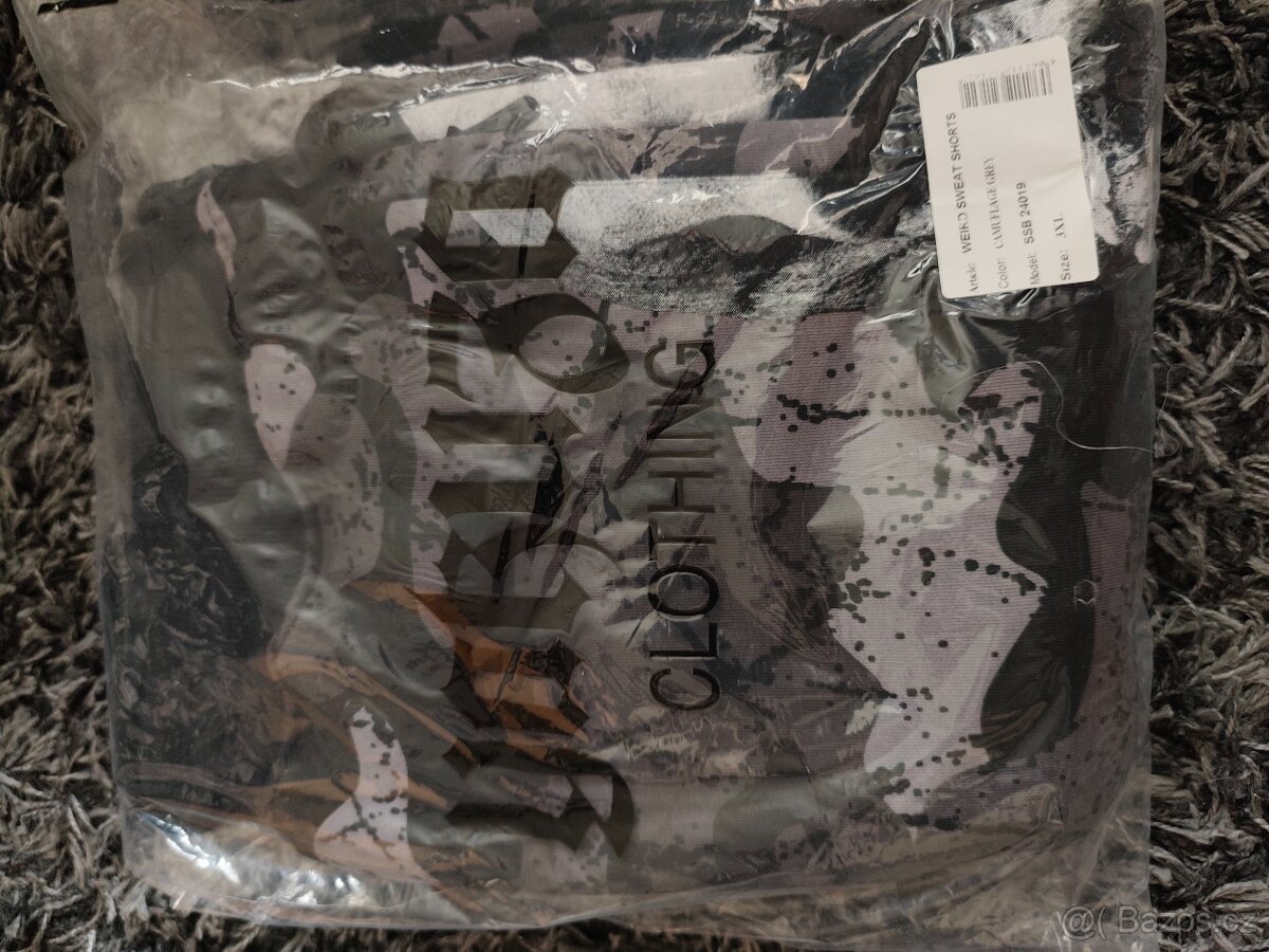 Yakuza kraťasy - 12