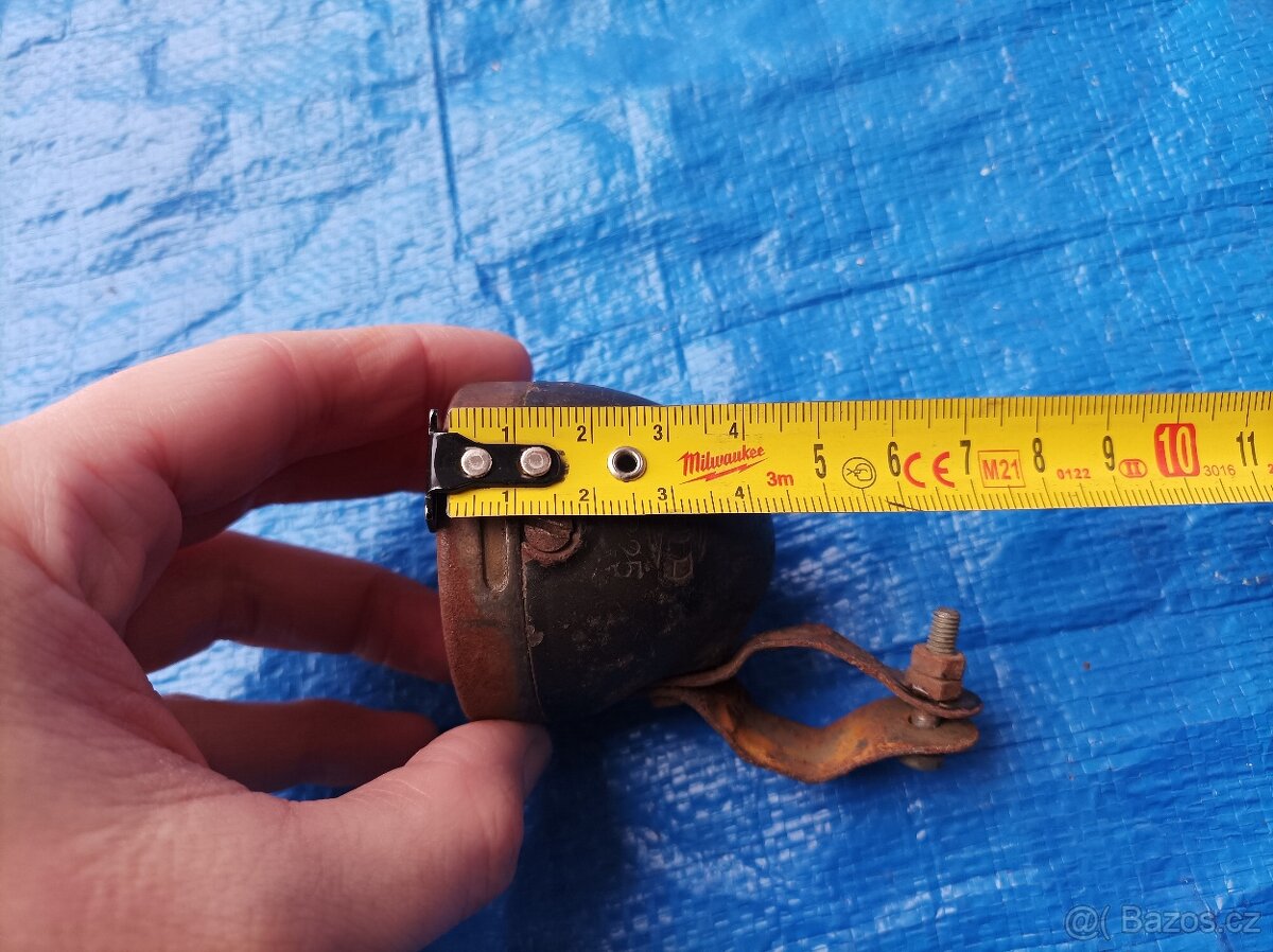 Odrazka, značená - 12