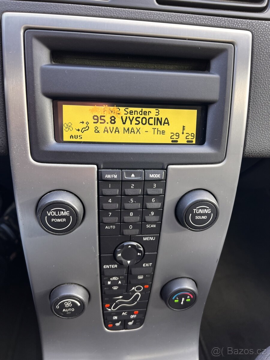 Volvo S40 1,6D, 80KW, rok 2007, super stav - 12