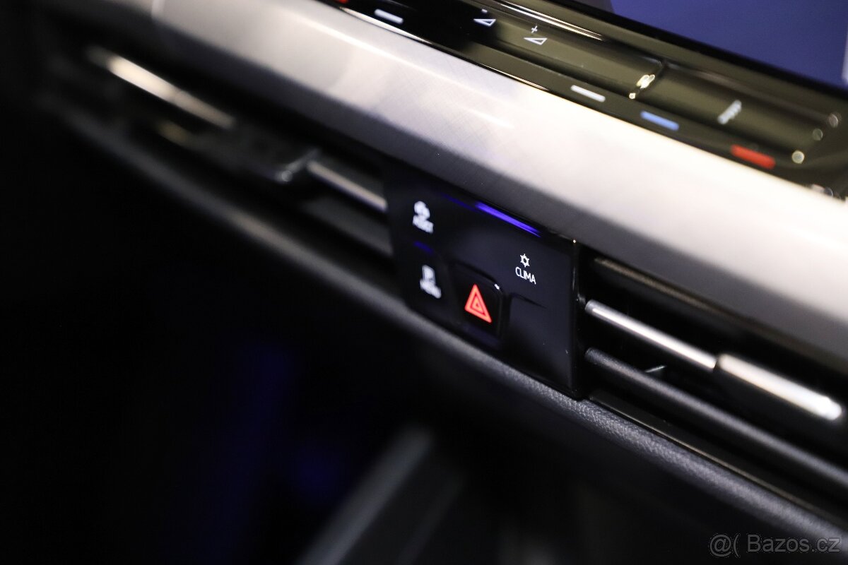 VW Golf 8 1.5 TSI 96kW Full LED 89tkm - záruka Autodraft - 12