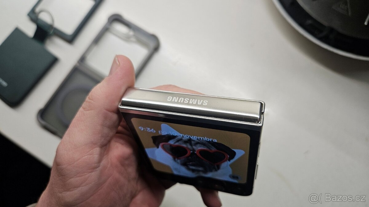 Samsung Galaxy Z Flip 5 dual 256GB - aj vymením - 12