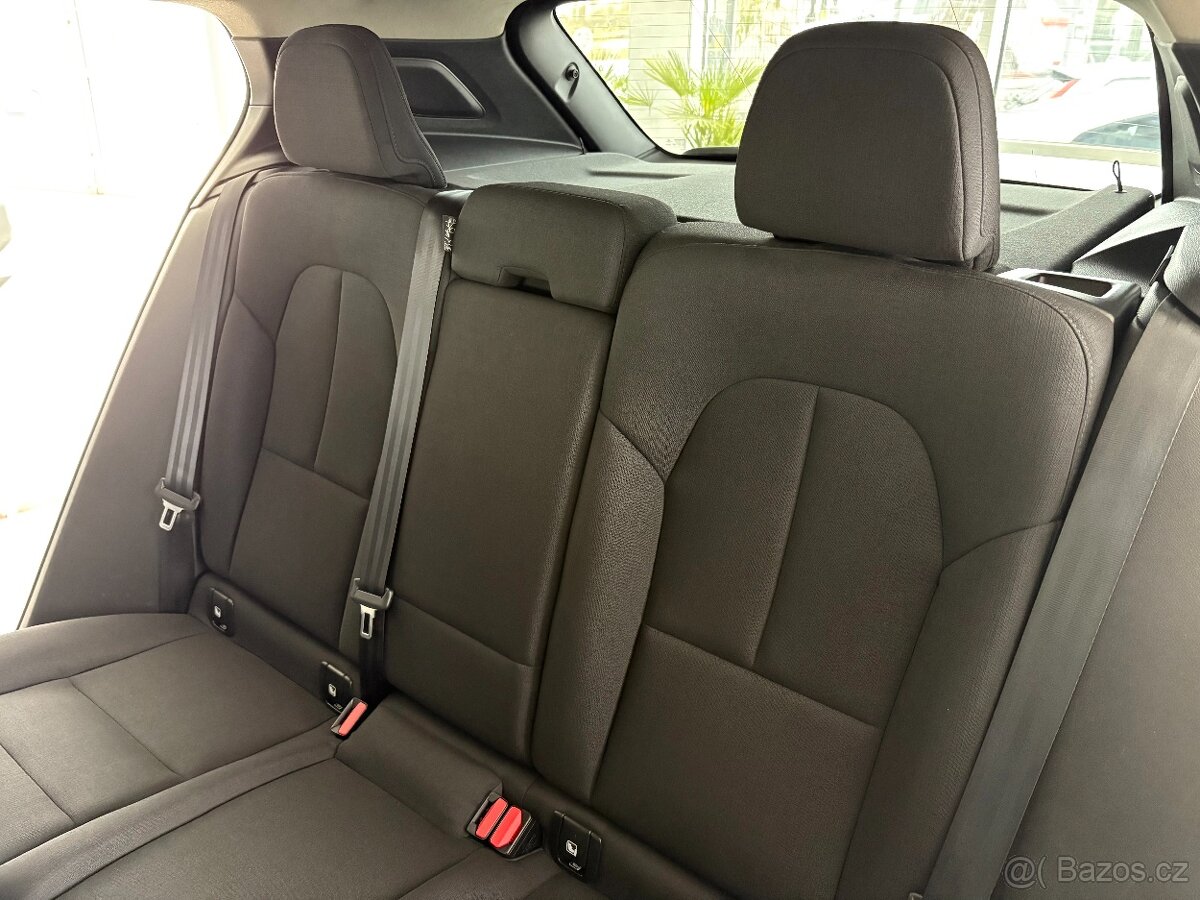 Volvo XC40 D3 110kW,AUT,LED,Kamera,Navi - 12