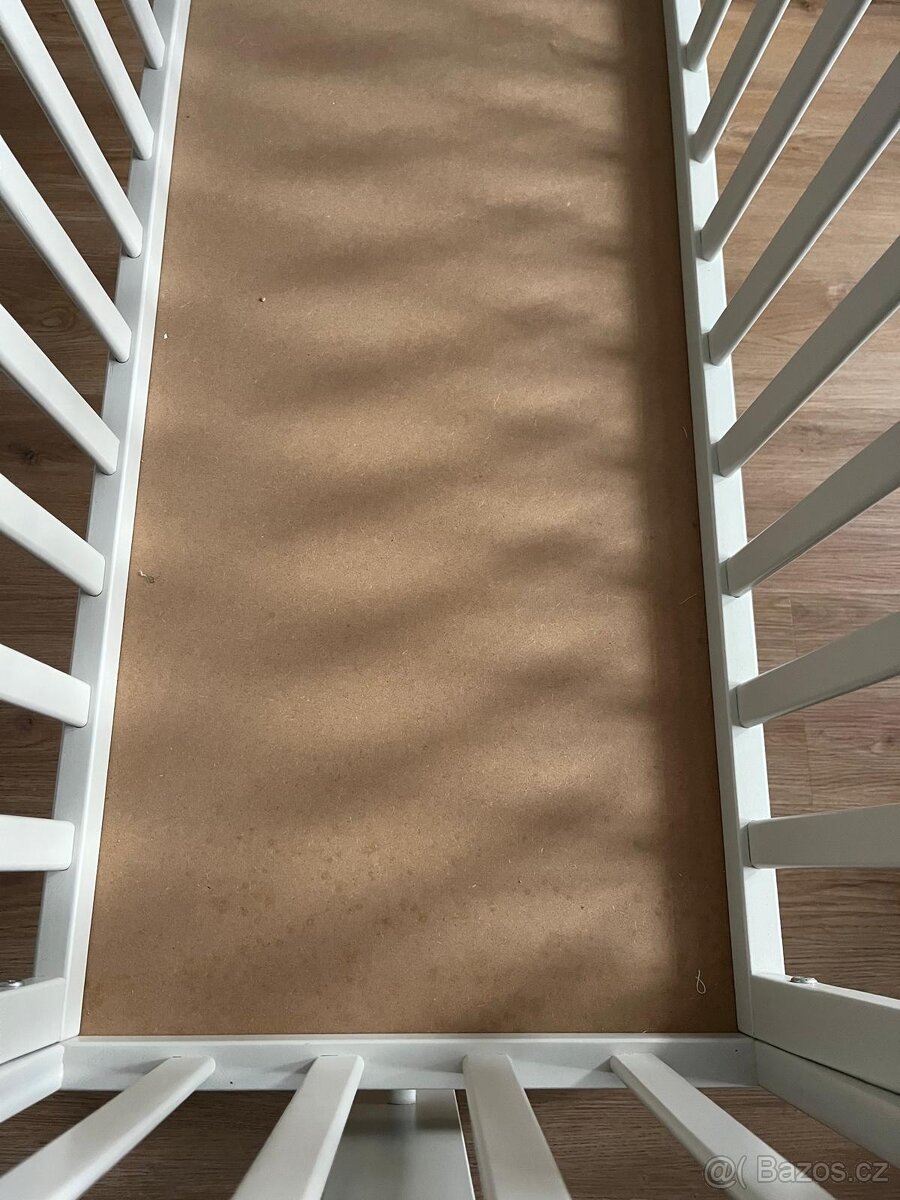 Kolíbka s aretací - 12