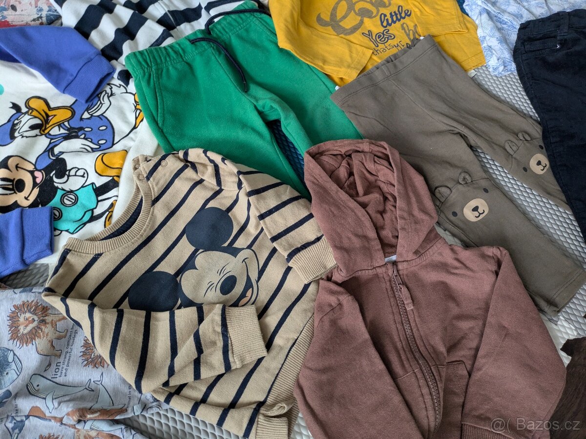 Balík oblečení Kluk 74/80 - 12