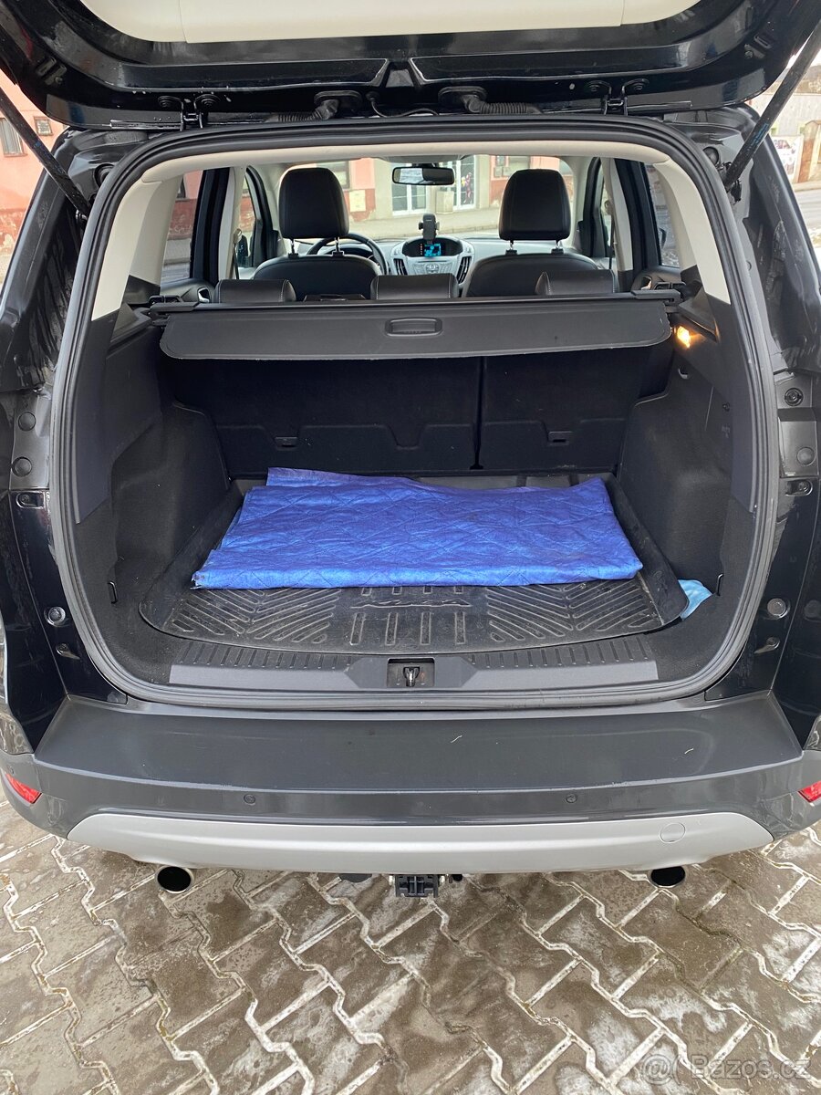 FORD Kuga 1,5 134 kW 4x4 ST packet - 12