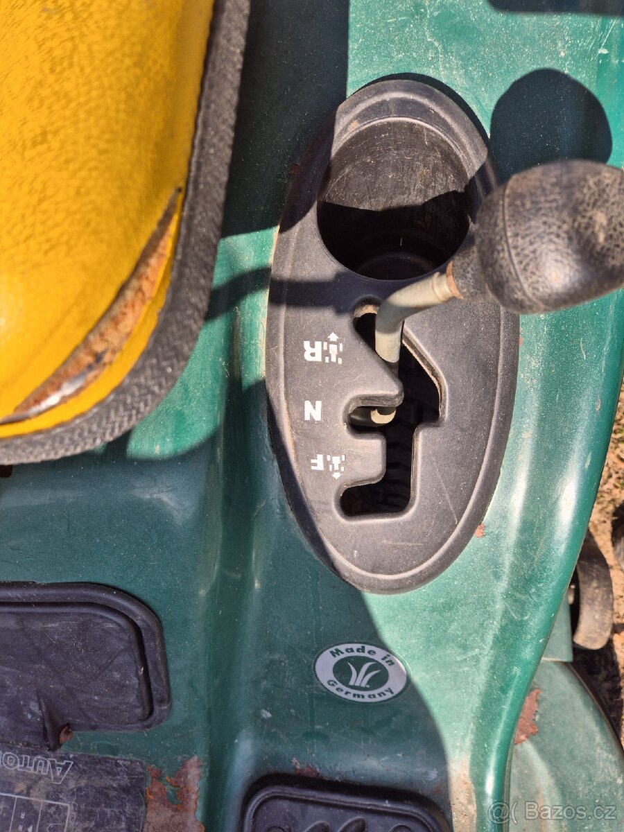 Zahradní sekací traktor Yard Man. - 12