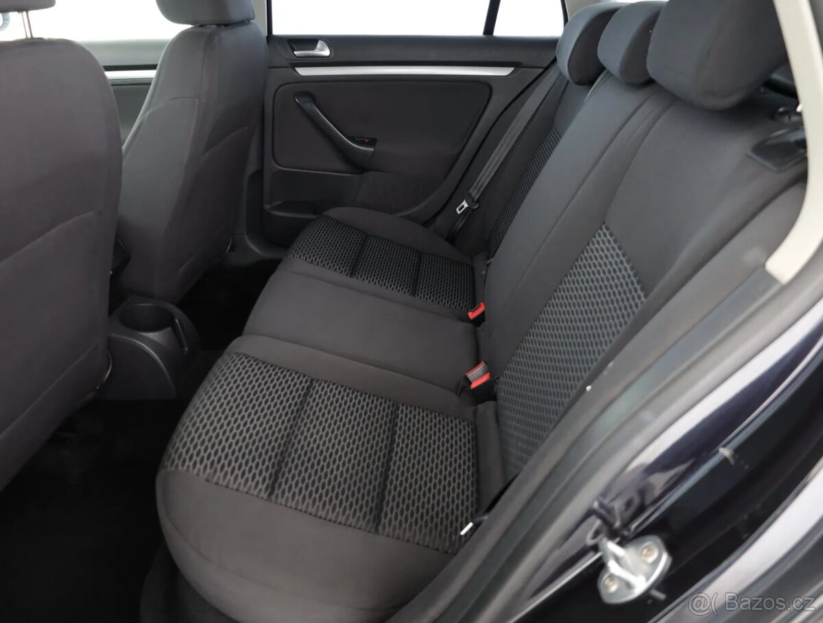 Volkswagen Golf 2010 1.6 TDI Combi - 12