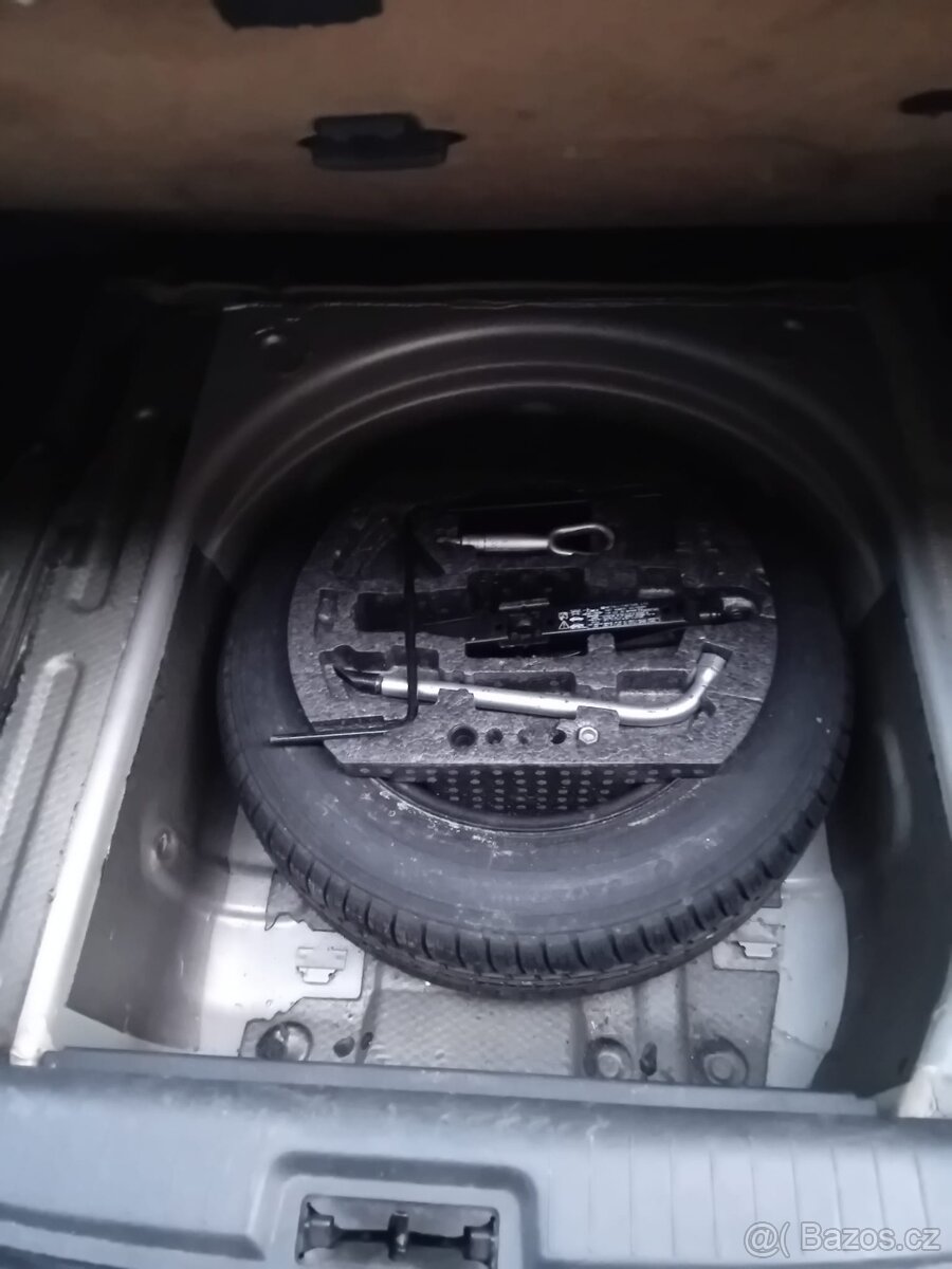 Rover 75 2.5 V6 - 12