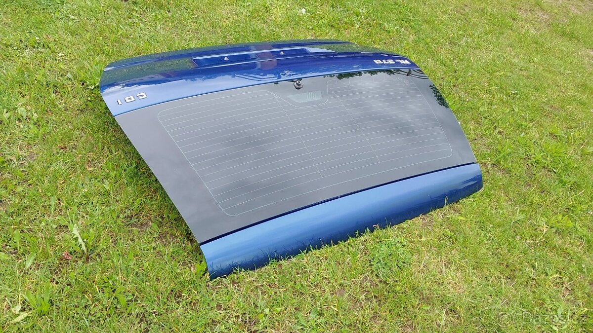 Mercedes ML - Dveře kufru modré - 12