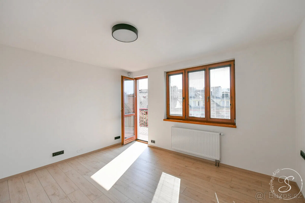 Pronájem bytu 4+kk • 108 m² - 12