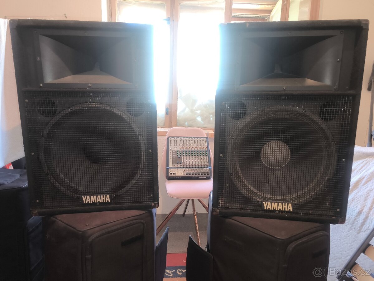 Yamaha S115v - 12