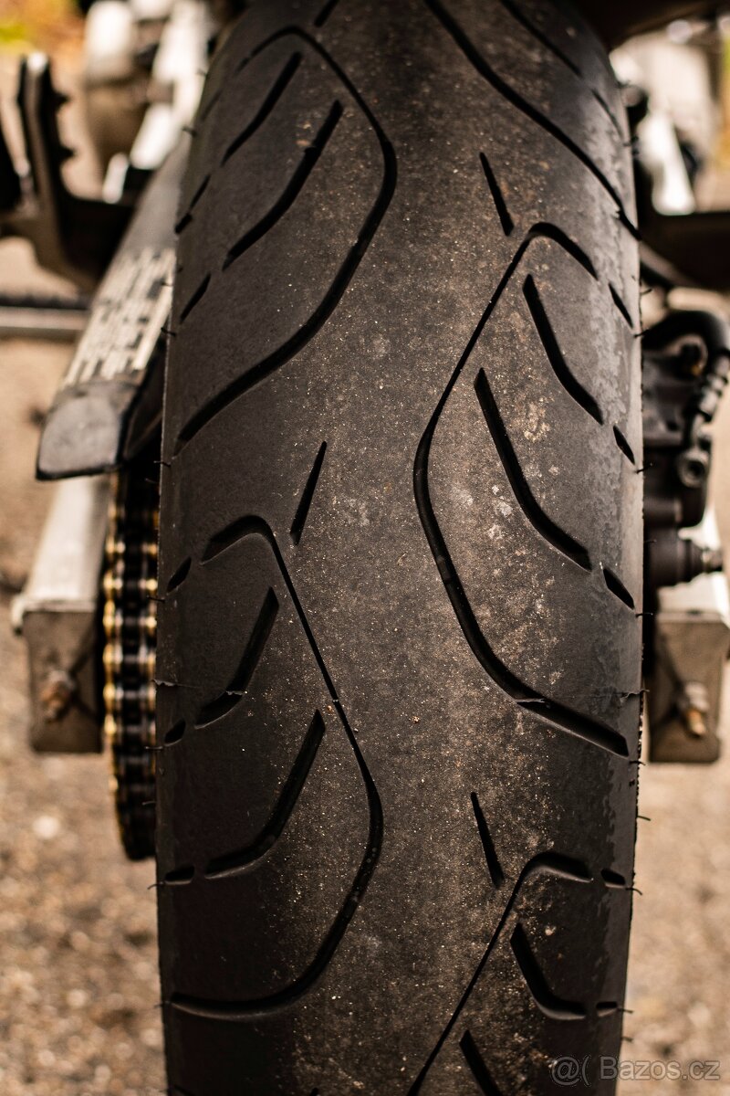 Honda Hornet 600 2001 - 12