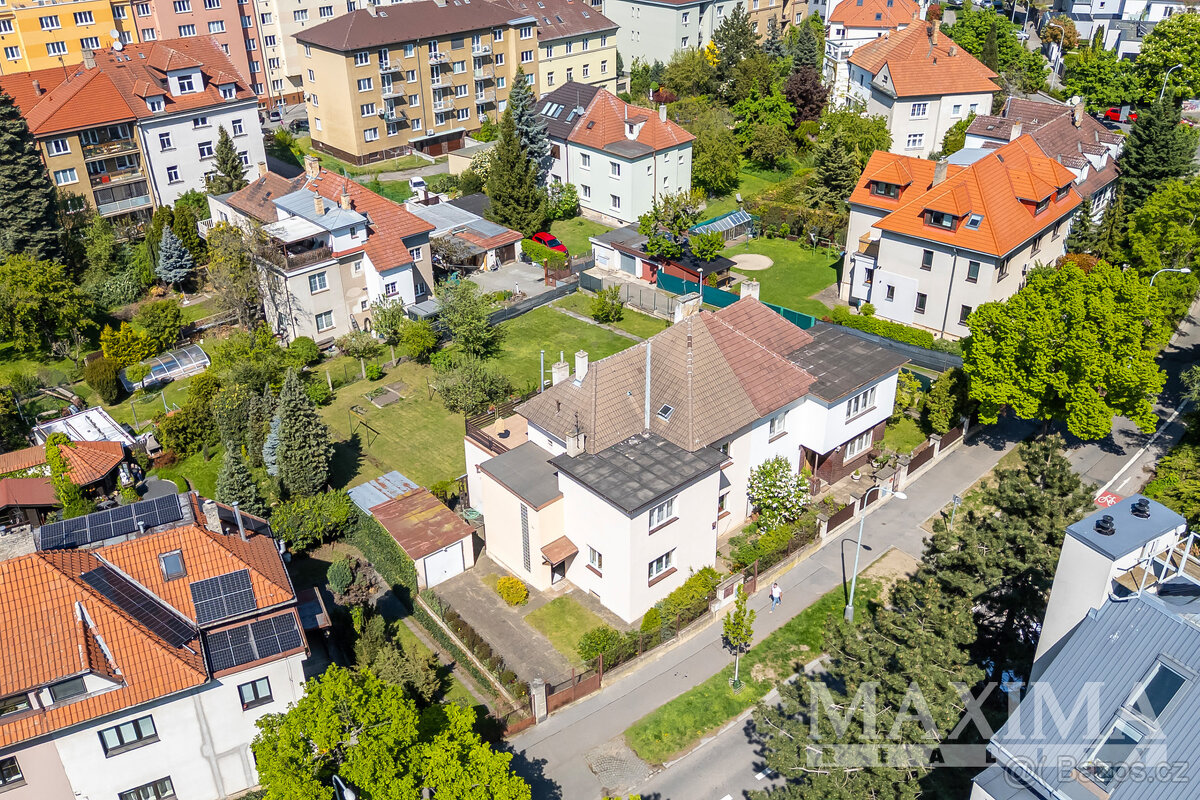 Dům 6 a více o ploše 300 m2 - Praha, Žižkov - 12