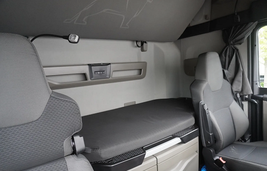 MAN TGX 18.470 4x2 - velkoobjemová souprava - 12