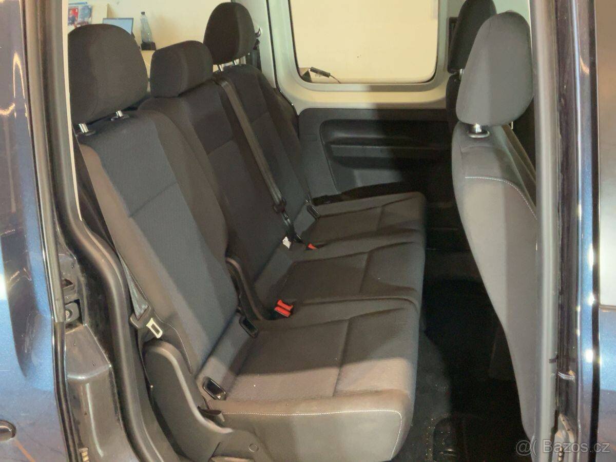 VW Caddy Maxi 2.0 TDI 75kW,7,Navi,1.Majitel,Tažné,2016 - 12