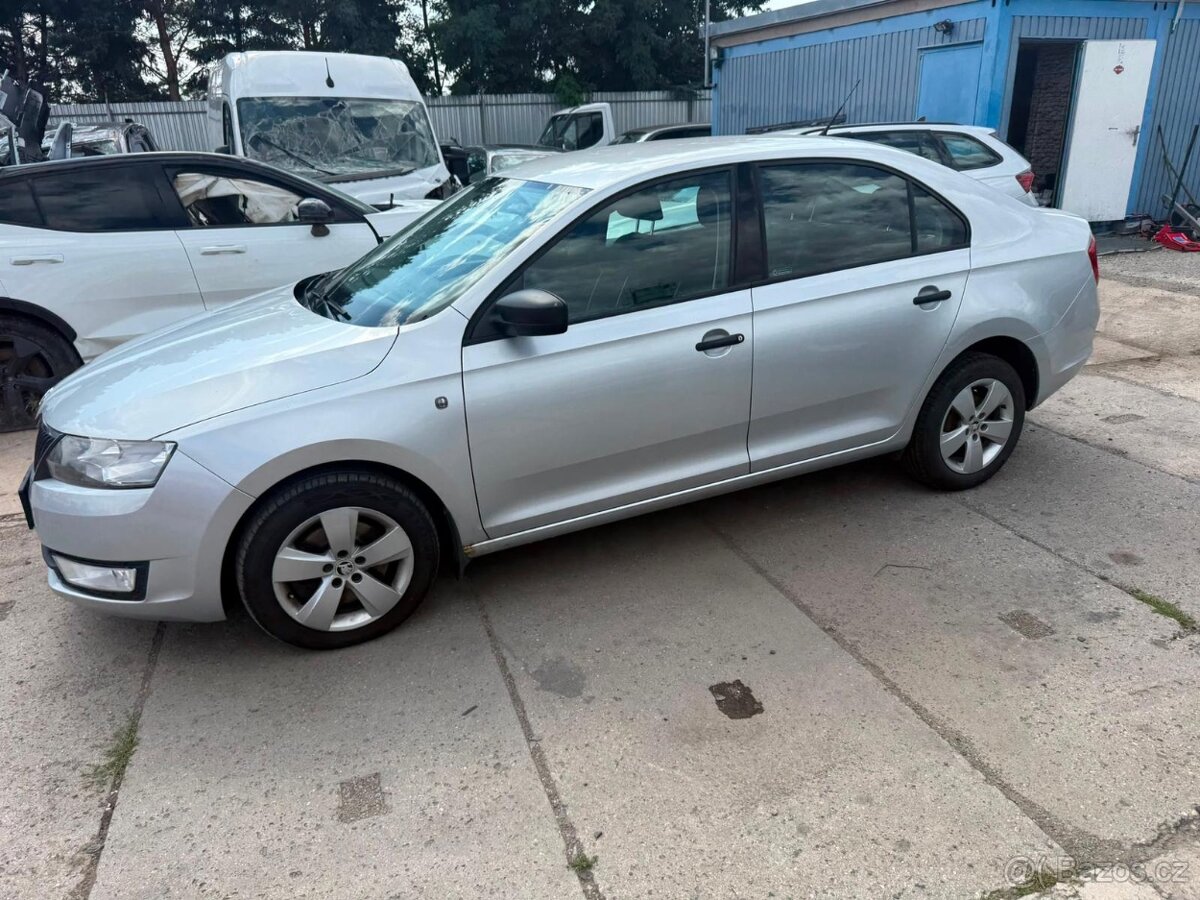 Škoda Rapid 1.6TDi. 2014 pojizdne - 12