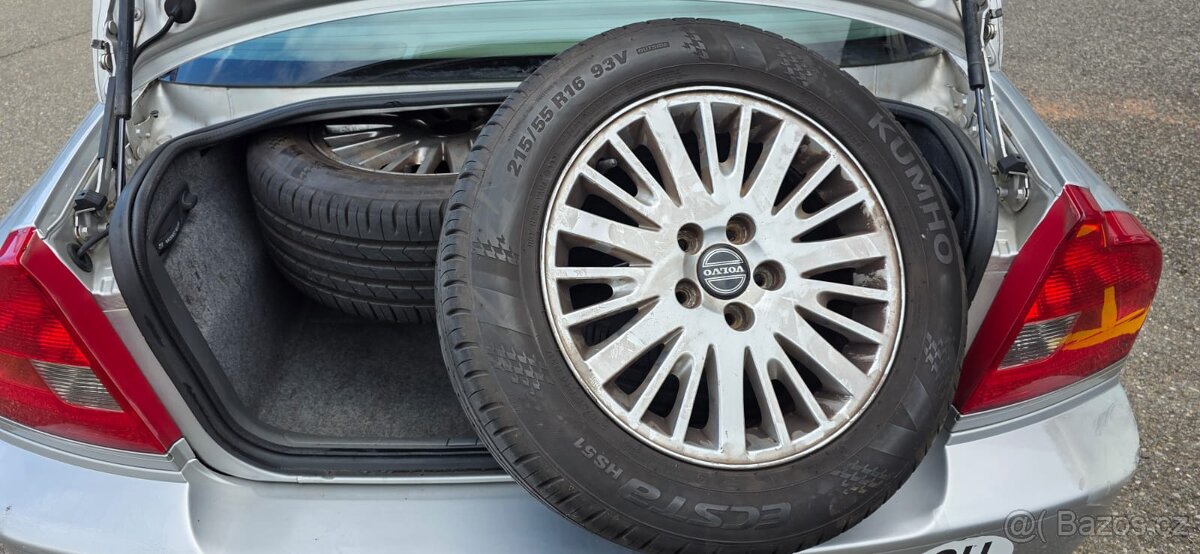 Prodame Volvo S80. 2,5 T 154 kw - 12