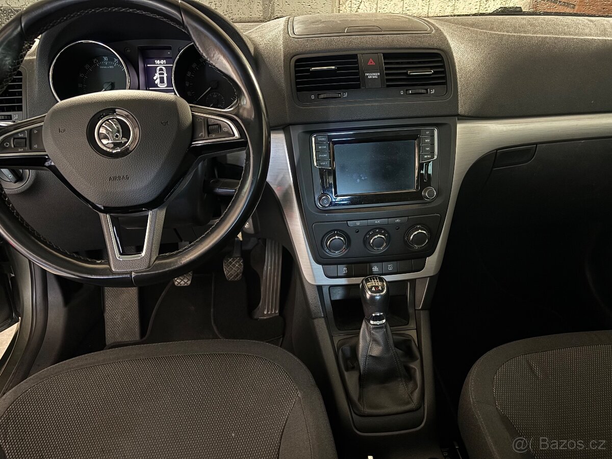 Predám ŠKODA YETI 4x4 2,0tdi manuál - 12
