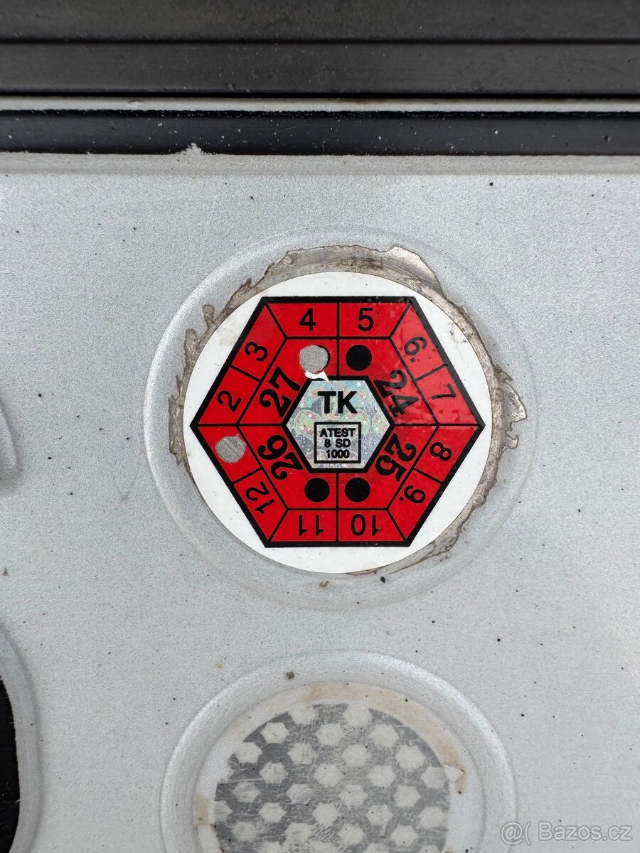 Volkswagen Passat B7 2.0 TDi - 12