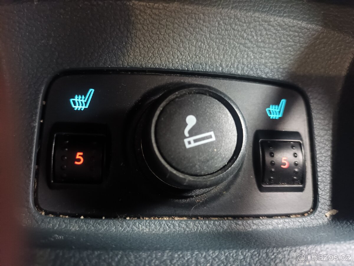 Ford C-Max 1.6i 110KW 7mist, tažné, dvoje kola... - 12